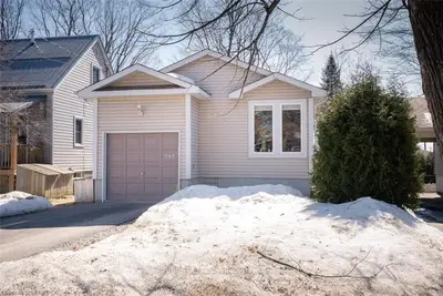 765 REYNOLDS Street, North Bay, ON P1B 6C6