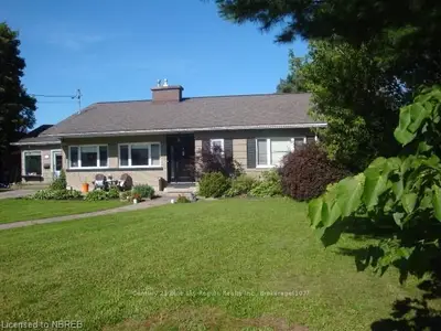 195 EDWARD Street S, Powassan, ON P0H 1Z0