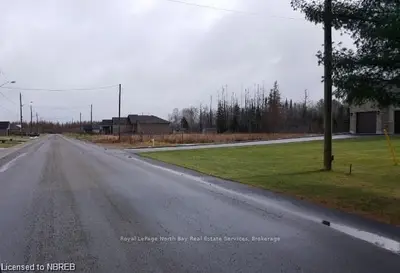107 LACHANCE Drive, West Nipissing, ON P2B 0B3