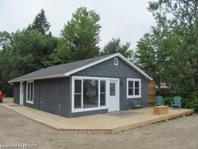 75 CHENIER Road, Papineau-Cameron, ON P0H 1V0