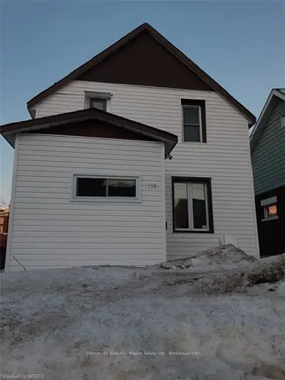 158 WORTHINGTON Street W, North Bay, ON P1B 3B2