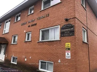 40 JUDGE Avenue 23, North Bay, ON P1A 1B4