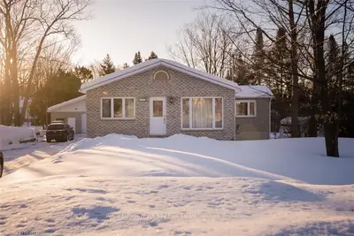 717 AIRPORT Road, North Bay, ON P1C 1A3