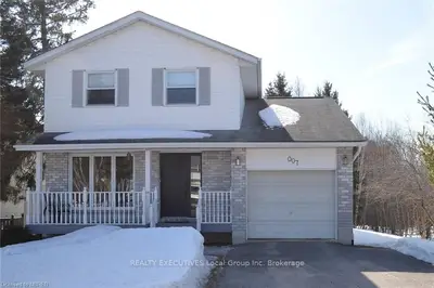 7 BIRCH Street, Powassan, ON P0H 1Z0