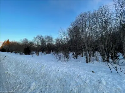 HILLS SIDING Road, Chisholm, ON P0H 1Z0