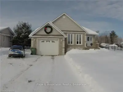 42 RIVET Street, West Nipissing, ON P2B 3J5
