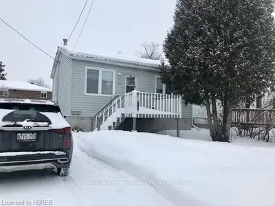 1011 MCLEOD Street, North Bay, ON P1B 5T5