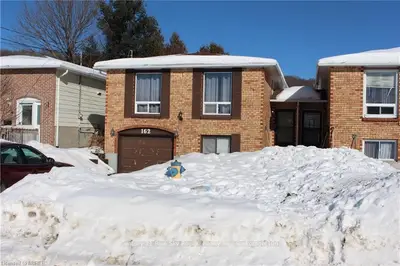 162 SHERRYL Crescent, North Bay, ON P1B 8R9