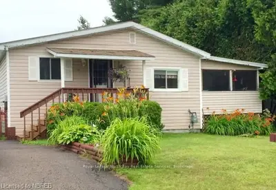 330 9th Street, Mattawa, On P0h 1v0