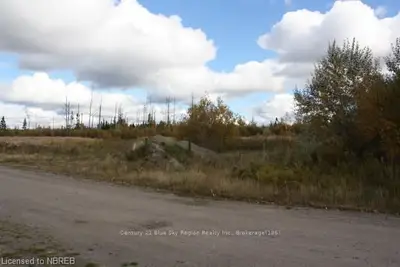 1 Little Sturgeon Road 8, North Bay, On P1b 8g5