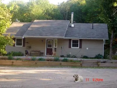 1455 Four Mile Lake Road, North Bay, On P1b 8g2