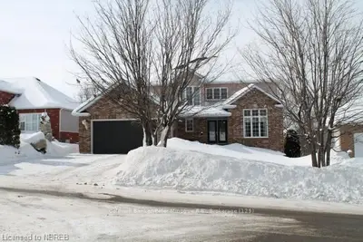 41 Kenwood Hills Drive, North Bay, On P1c 1m2