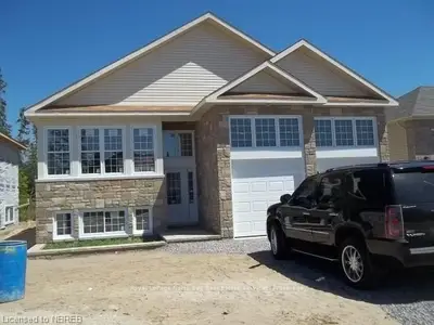 16 Brookland Drive, North Bay, On P1a 0a1