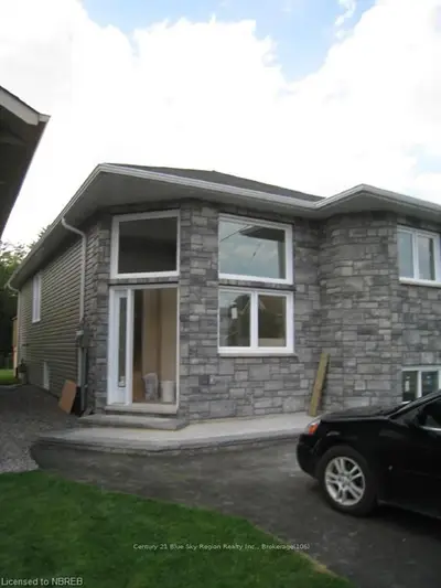 106 Birch's Road, North Bay, On P1a 3z8