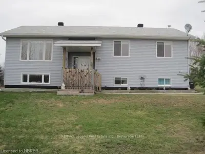 317 Yonge Street, Bonfield, On P0h 1e0