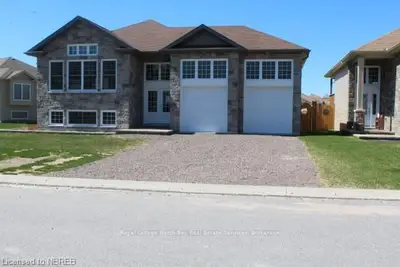 8 Trillium Drive, North Bay, On P1a 0a1