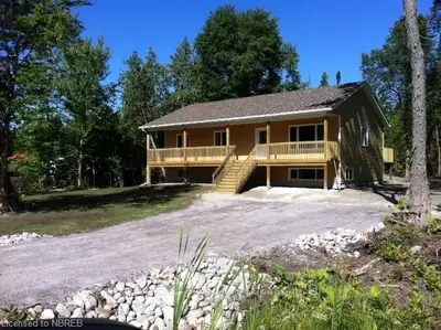 1266 Jocko Point Road, North Bay, On P1b 8g5
