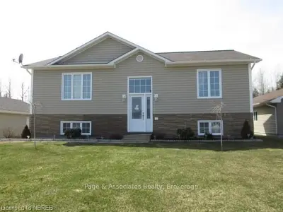 661 Delorme Road, West Nipissing, On P2b 2n1