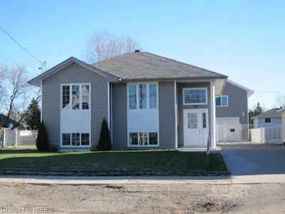 296 Nipissing Street, West Nipissing, On P2b 3a4