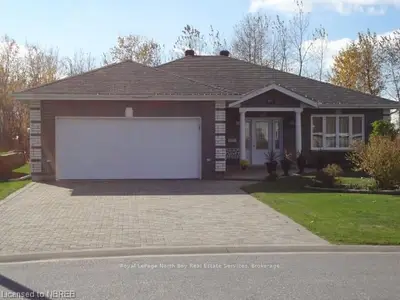 247 Kingsway Avenue, North Bay, On P1b 7v5