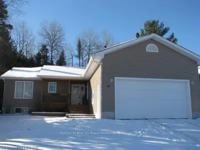 97 Mclean Road, North Bay, On P1a 4h7