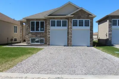 16 Trillium Drive, North Bay, On P1a 0a1