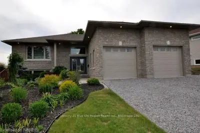 5 Linden Lane, North Bay, On P1a 0a1