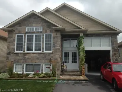 12 Brookland Drive, North Bay, On P1a 0a1