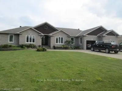 20 Villeneuve Court, West Nipissing, On P2b 3g8