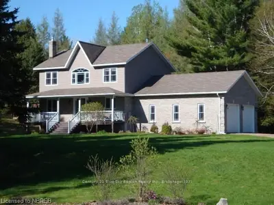 1153 Maple Hill Road, Powassan, On P0h 1z0