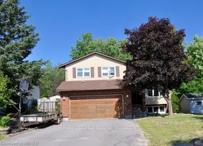 562 Mckenzie Avenue, North Bay, On P1b 9m5