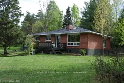 85 Church Street S, Magnetawan, On P0a 1p0