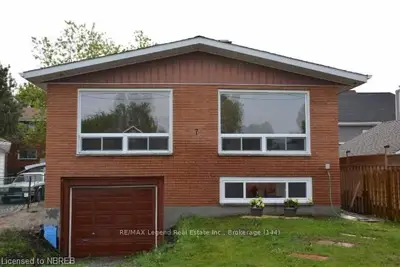 7 Rowe Avenue, North Bay, On P1a 1w8