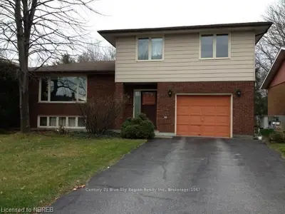 43 Eglee Avenue, North Bay, On P1b 8z8