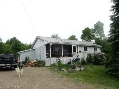 325 Richards Road, Papineau-cameron, On P0h 1v0