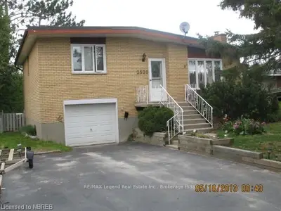 2526 Eastview Crescent, North Bay, On P1b 7w5