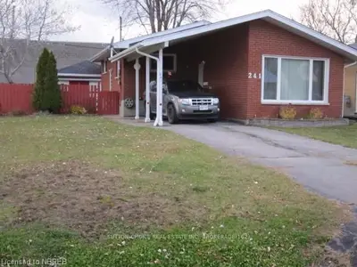 241 Lee Avenue, North Bay, On P1a 2k5
