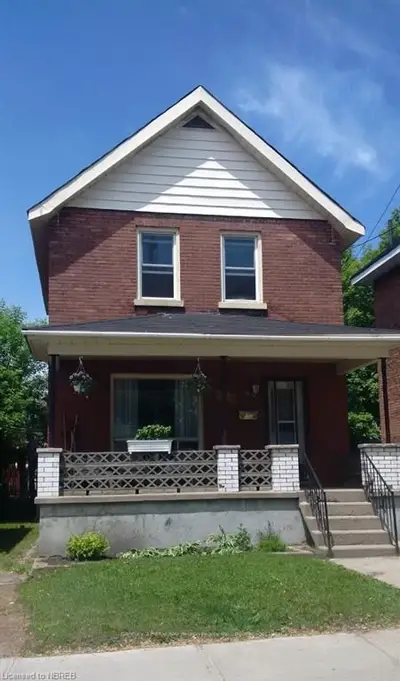 646 Sherbrooke Street, North Bay, On P1b 2c6