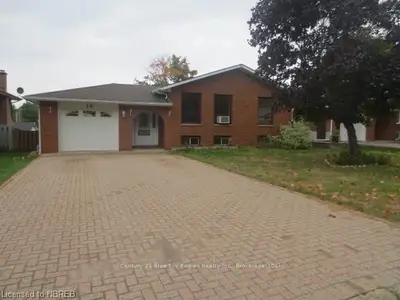 16 Riddle Court, North Bay, On P1b 8s6