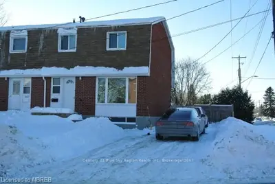 1491 Frost Street, North Bay, On P1b 6e3