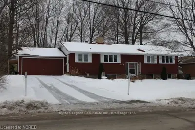 284 Greenhill Avenue, North Bay, On P1c 1j2