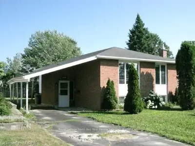 474 Cartier Street, North Bay, On P1b 8w5
