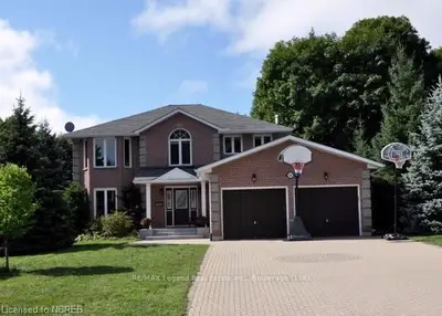 345 Pearce Street, North Bay, On P1c 1l5