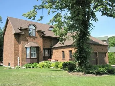 325 Pearce Street, North Bay, On P1c 1l2