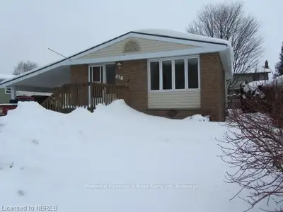 410 Cartier Street, North Bay, On P1b 8n5