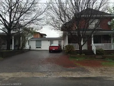 930 & 940 Eva Street, North Bay, On P1b 6r4