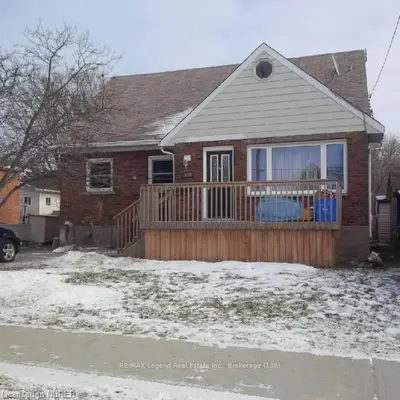 608 Ann Street, North Bay, On P1b 5l6