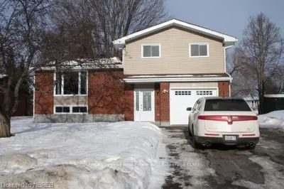 26 Labreche Drive, North Bay, On P1a 3p5