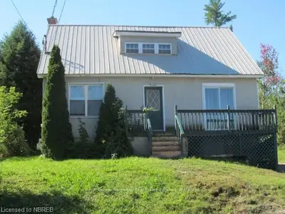380 Hurdman Street, Mattawa, On P0h 1v0