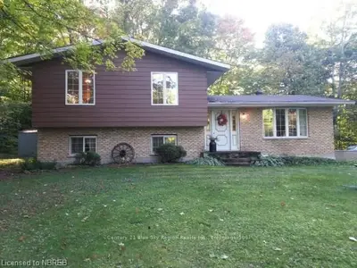 1701 Maple Hill Road, Powassan, On P0h 1z0